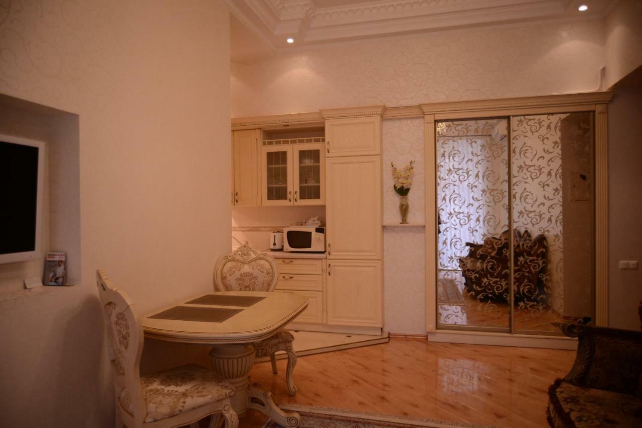 Deribasovskaya/Gavanaya Apartment Odesa Exterior photo